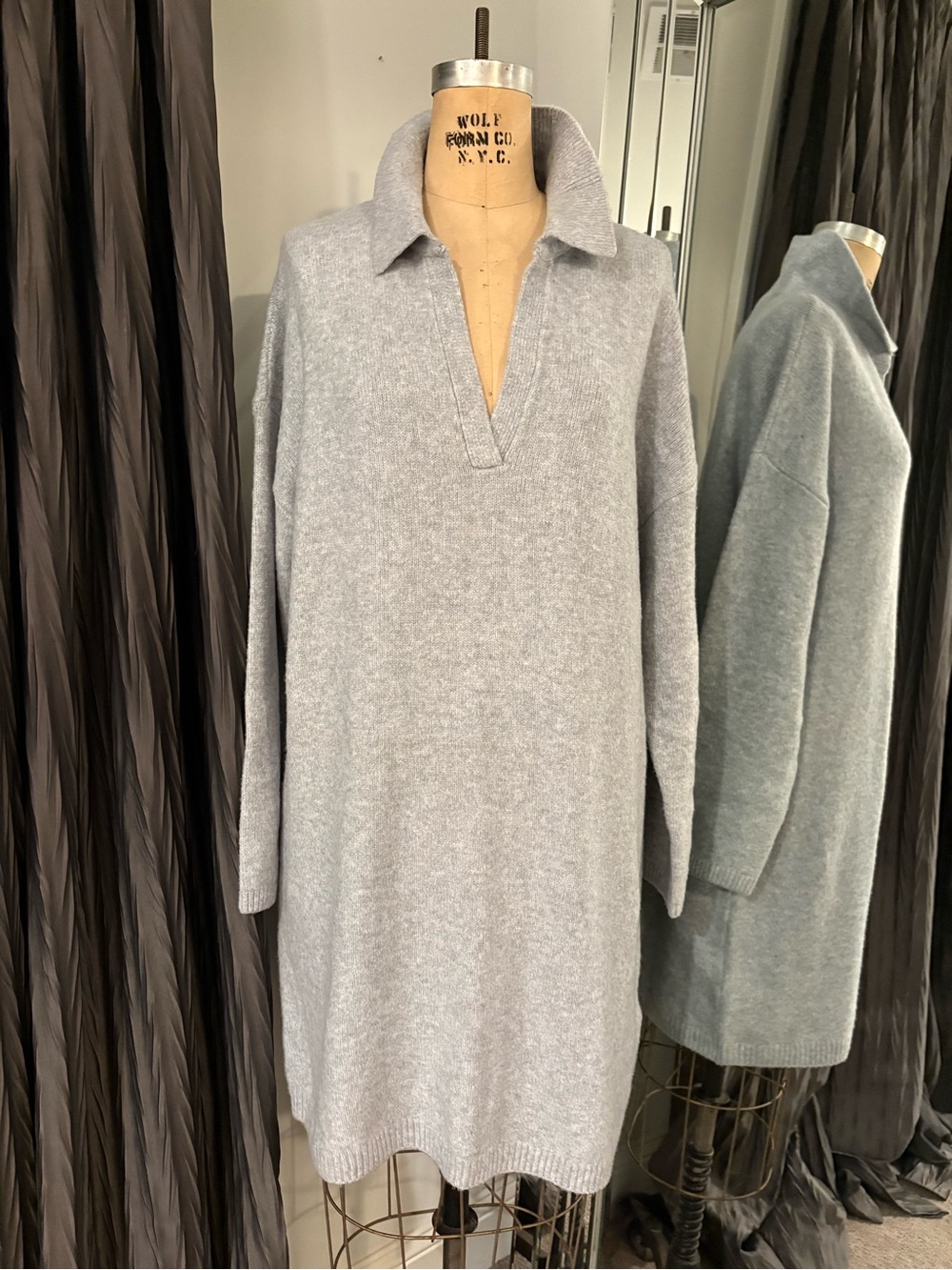 Abercrombie & Fitch Light Gray Collared V-Neck Sweater Dress
